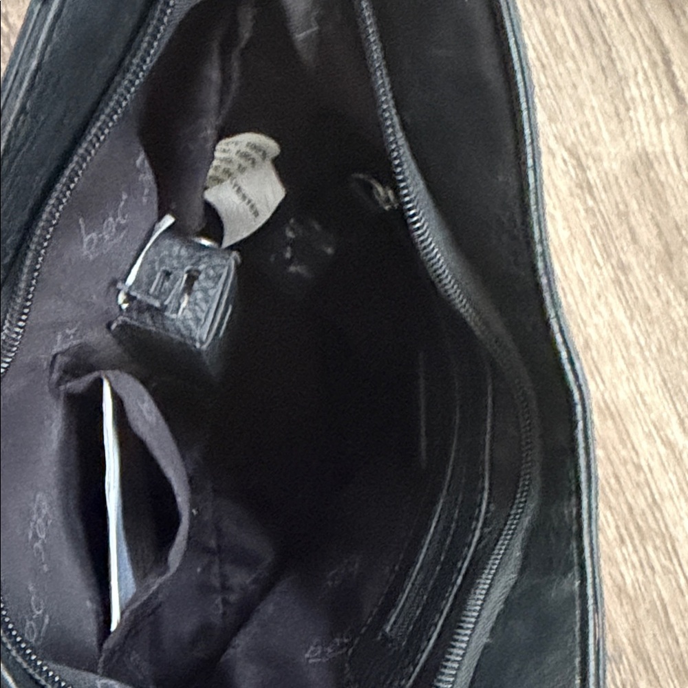 boc Black Leather Crossbody Bag - Picture 4 of 9